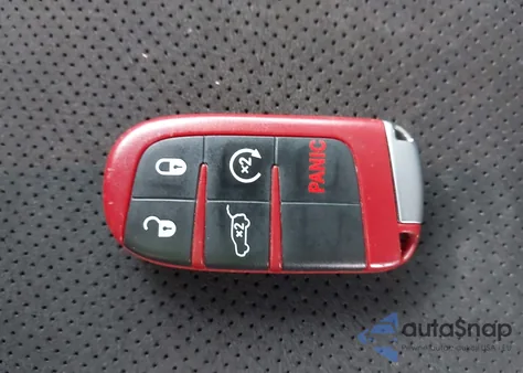 2021 Jeep Grand Cherokee Trackhawk 4X4 z USA, uszkodzony, nr VIN 1C4RJFN99MC822394